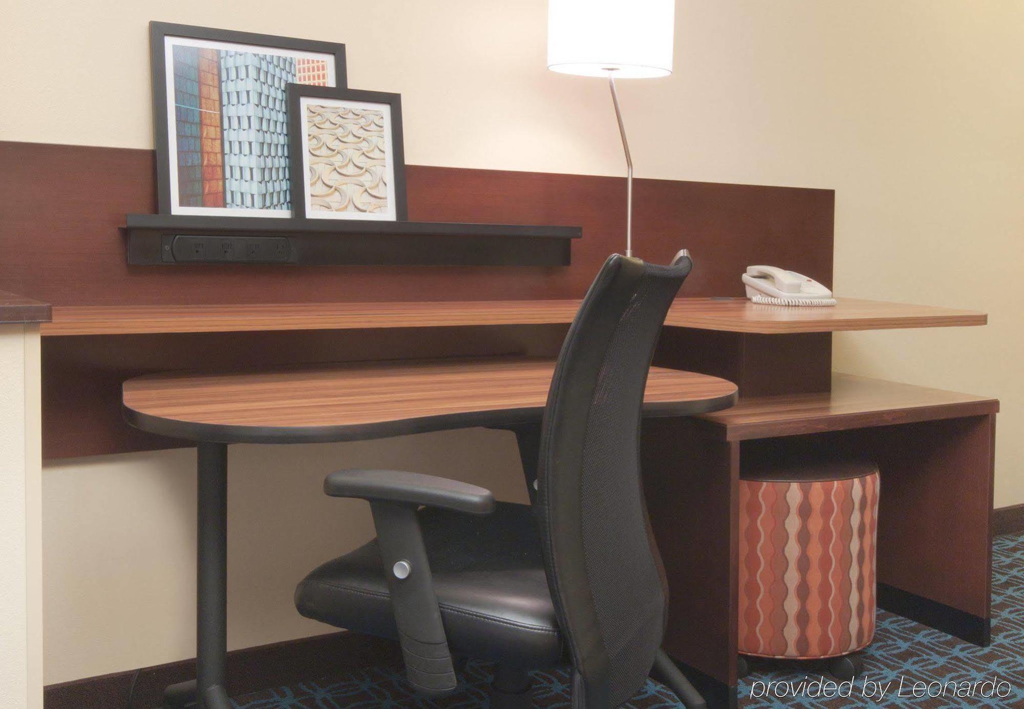 Fairfield Inn Philadelphia Airport Exterior photo